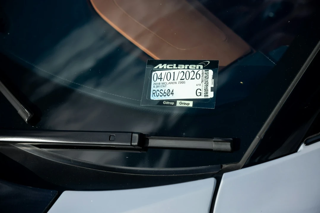 2018 McLaren 720S - Image 20 of 21