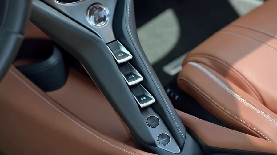 2018 McLaren 720S - Image 9 of 20