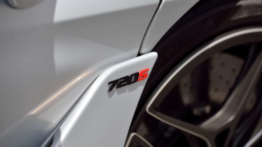 2018 McLaren 720S - Image 18 of 20