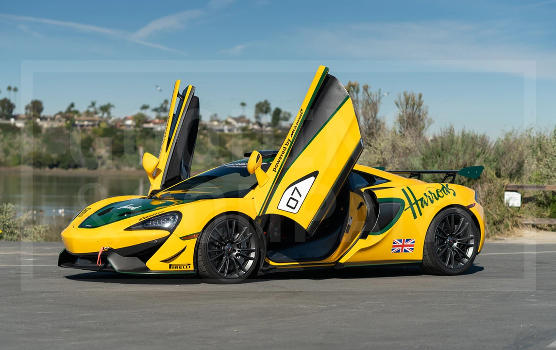 2018 McLaren 570S - Image 2 of 18