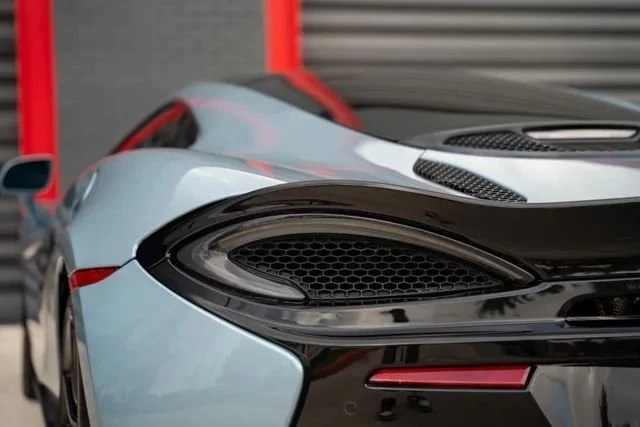 2018 McLaren 570GT - Image 15 of 20