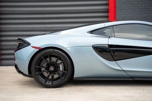 2018 McLaren 570GT - Image 17 of 20