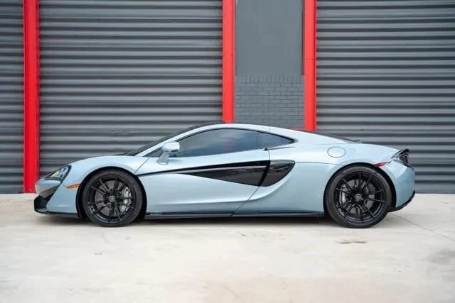 2018 McLaren 570GT - Image 11 of 20