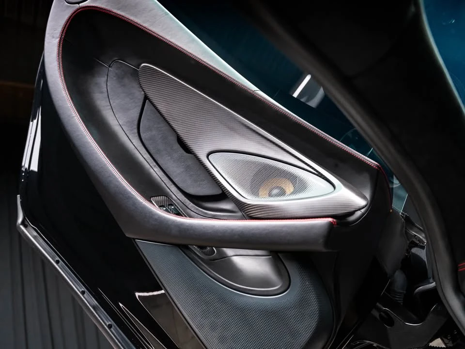 2018 McLaren 570GT - Image 16 of 17