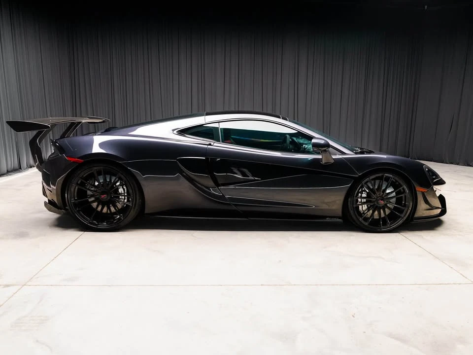 2018 McLaren 570GT - Image 4 of 17