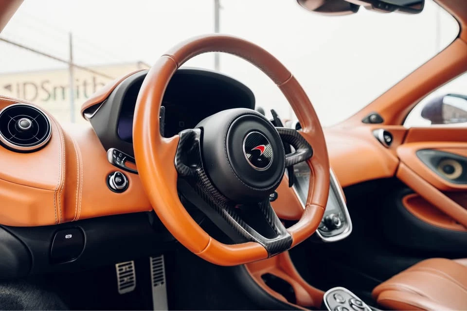 2018 McLaren 570GT - Image 8 of 14