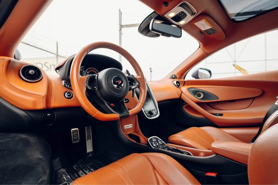 2018 McLaren 570GT - Image 7 of 14