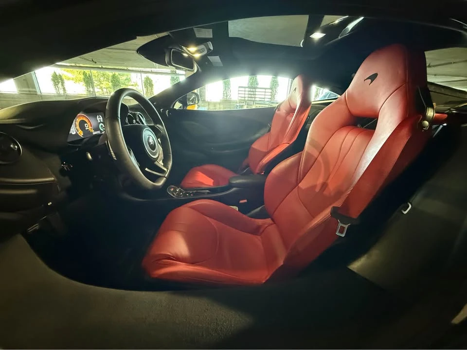 2018 McLaren 570GT - Image 9 of 13