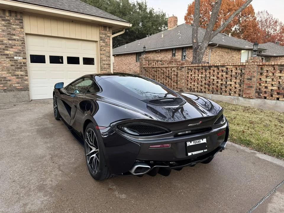 2018 McLaren 570GT - Image 9 of 17