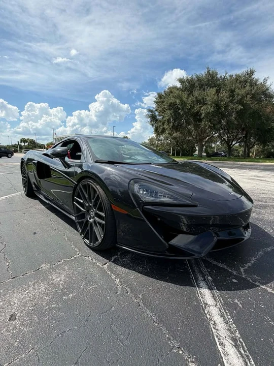 2018 McLaren 570GT - Image 19 of 20