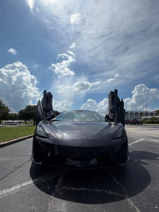 2018 McLaren 570GT - Image 5 of 15