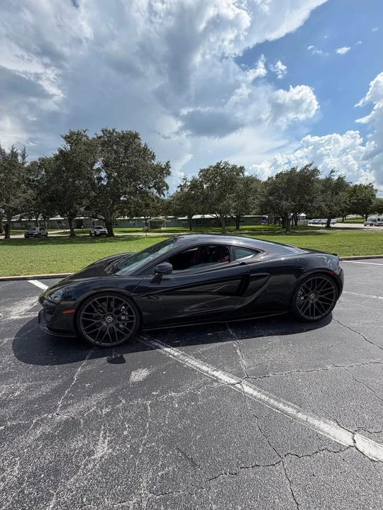 2018 McLaren 570GT - Image 6 of 15