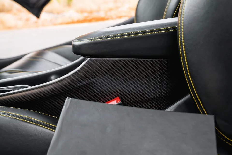 2018 McLaren 570GT - Image 14 of 19