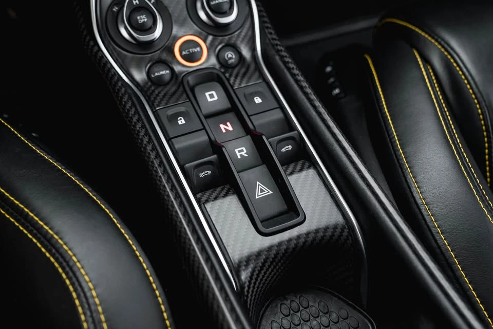 2018 McLaren 570GT - Image 5 of 19