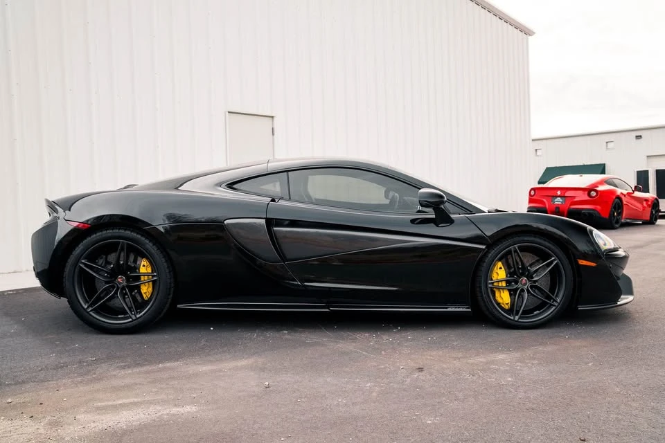 2018 McLaren 570GT - Image 8 of 19