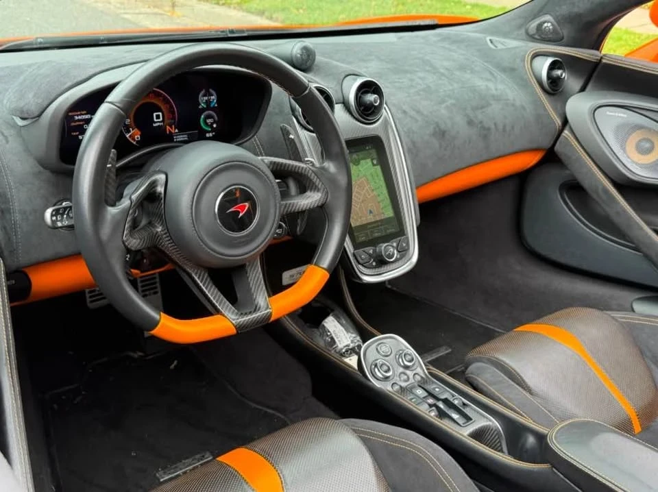 2018 McLaren 570S - Image 8 of 9
