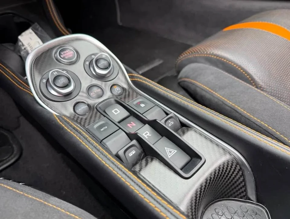 2018 McLaren 570S - Image 7 of 9