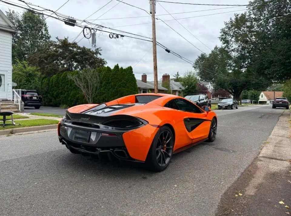 2018 McLaren 570S - Image 4 of 9