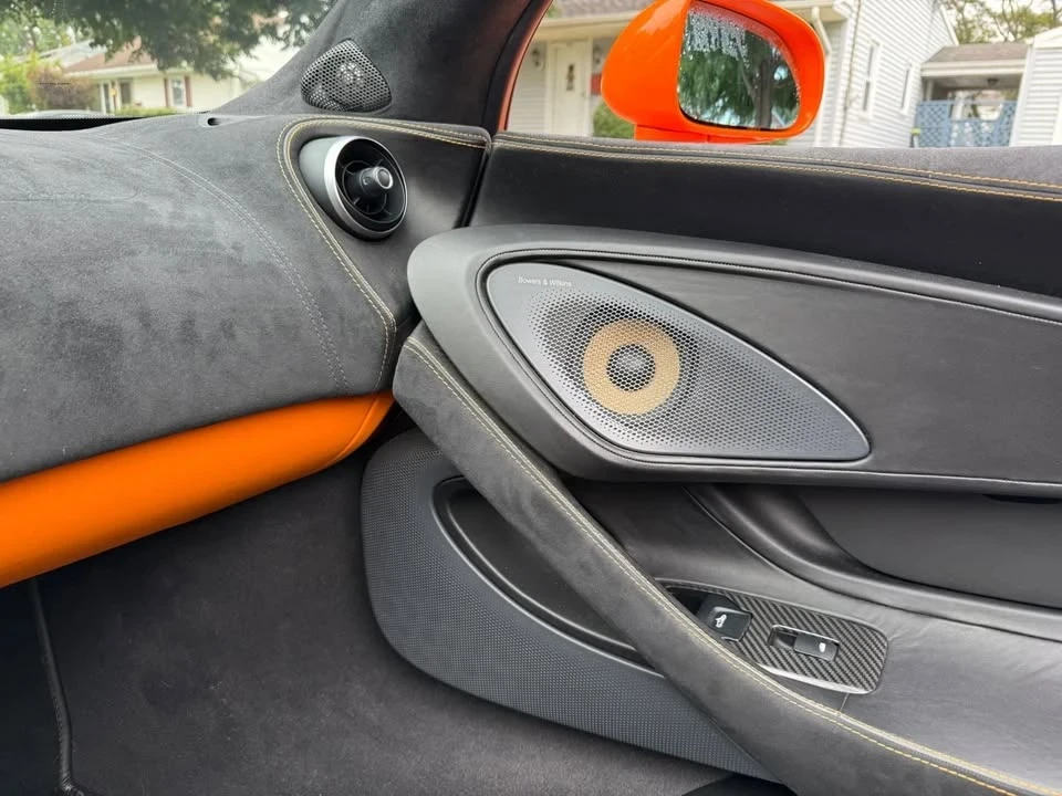 2018 McLaren 570S - Image 12 of 14