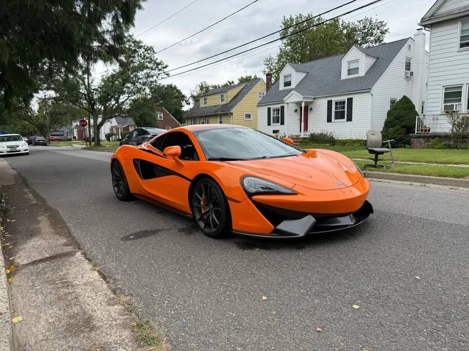 2018 McLaren 570S - Image 2 of 14
