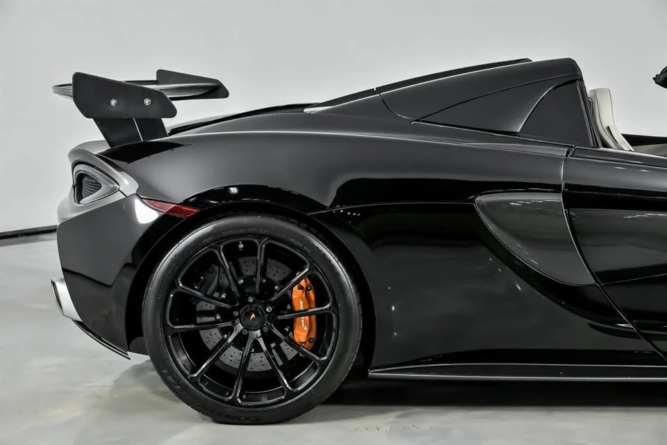 2018 McLaren 570S - Image 12 of 18