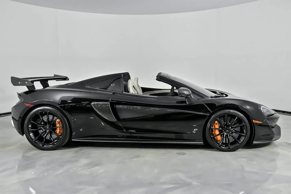 2018 McLaren 570S - Image 13 of 18