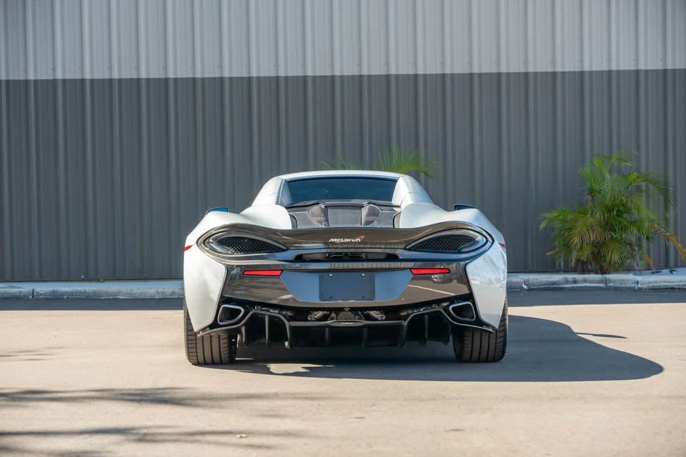 2018 McLaren 570S - Image 3 of 14
