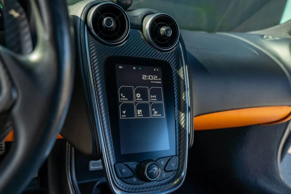 2018 McLaren 570S - Image 12 of 14