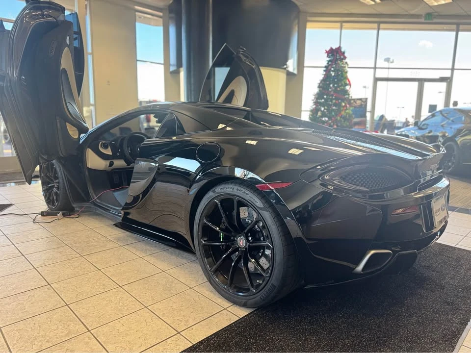 2018 McLaren 570S - Image 2 of 5