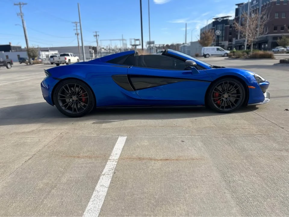 2018 McLaren 570S - Image 14 of 16