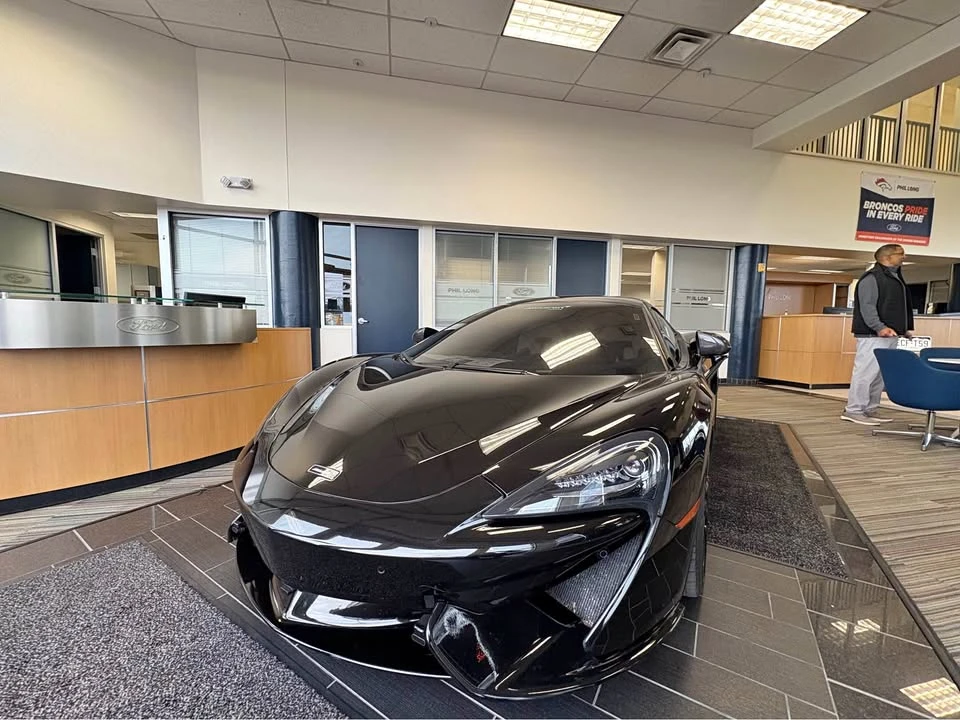 2018 McLaren 570S - Image 2 of 4