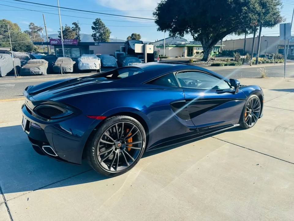 2018 McLaren 570S - Image 6 of 20