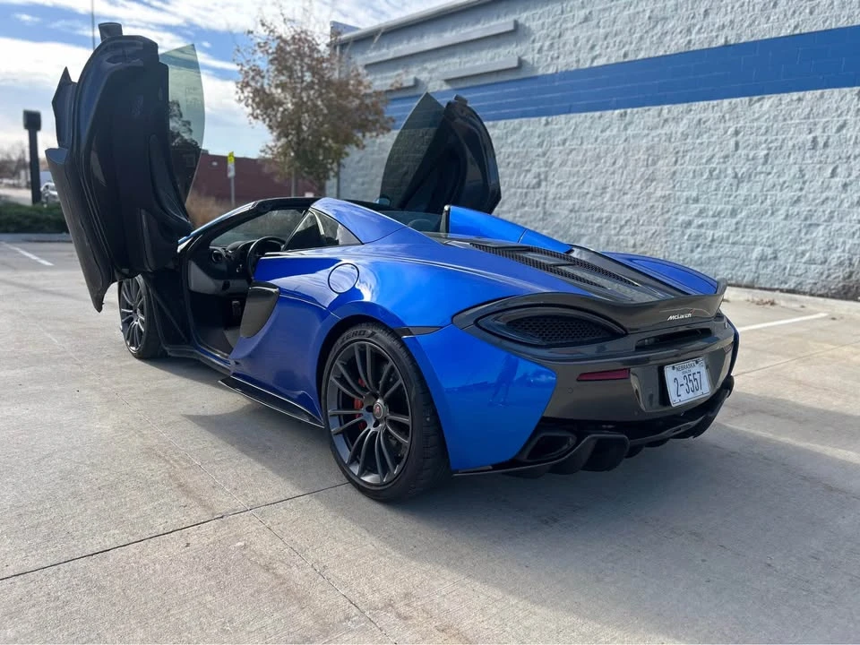 2018 McLaren 570S - Image 11 of 16
