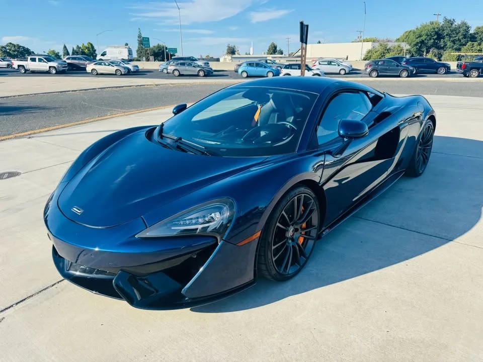 2018 McLaren 570S - Image 2 of 20