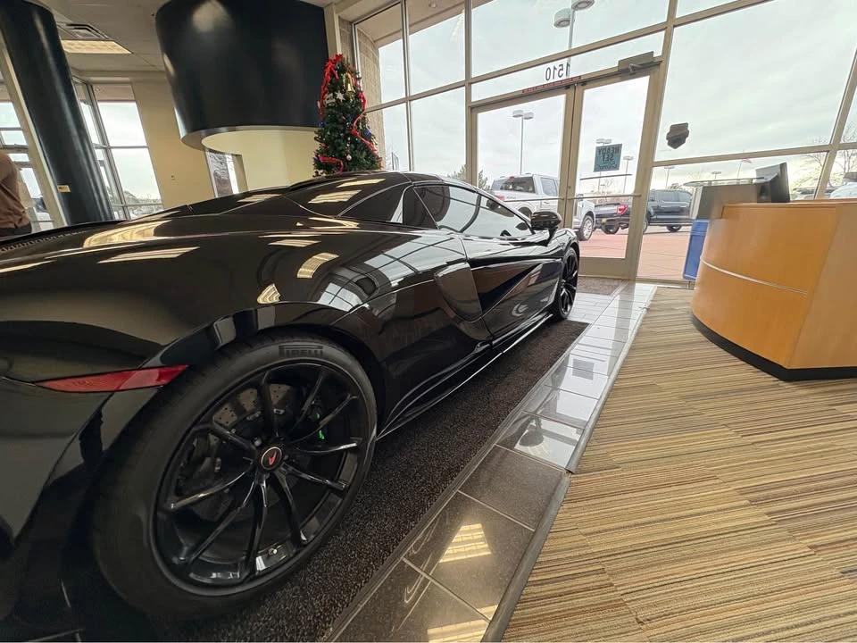 2018 McLaren 570S - Image 3 of 4