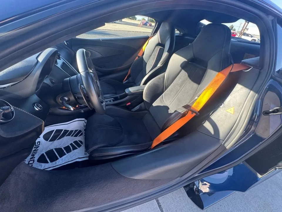 2018 McLaren 570S - Image 14 of 20