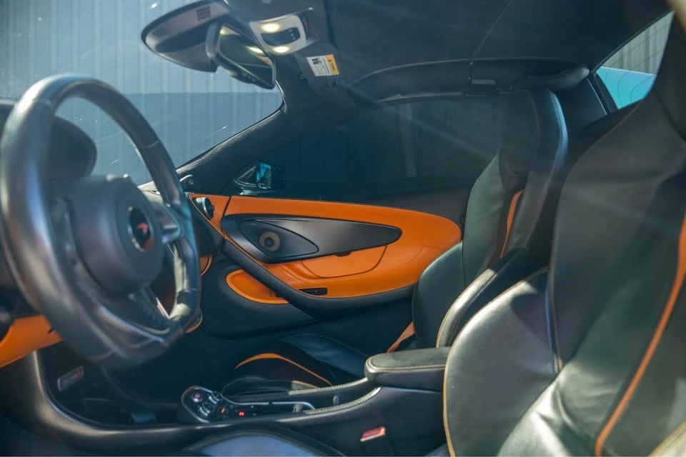 2018 McLaren 570S - Image 14 of 17