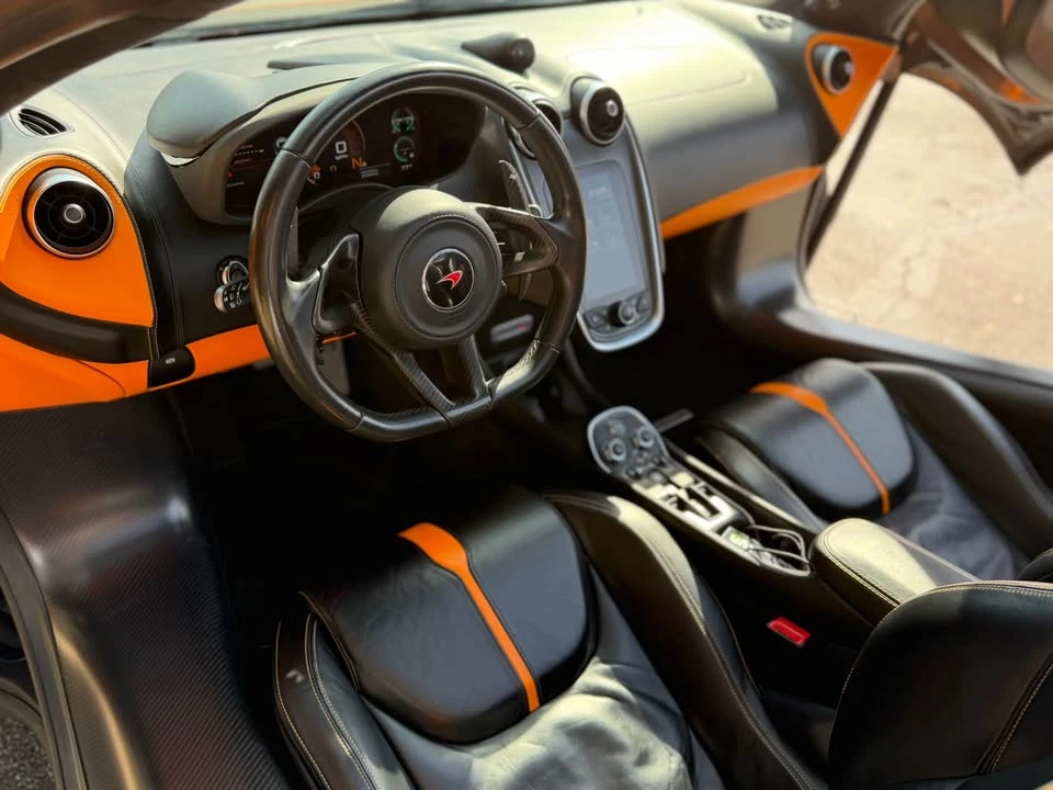 2018 McLaren 570S - Image 5 of 19
