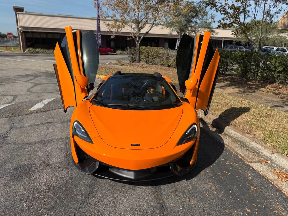 2018 McLaren 570S - Image 15 of 19