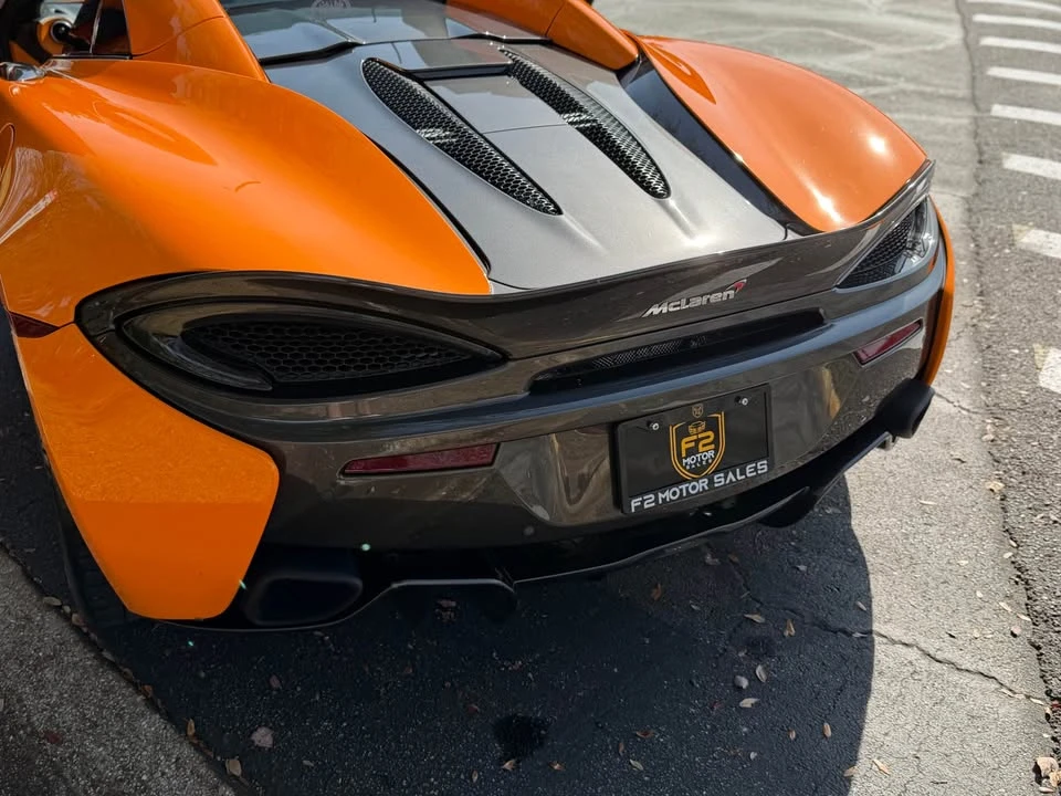 2018 McLaren 570S - Image 14 of 19