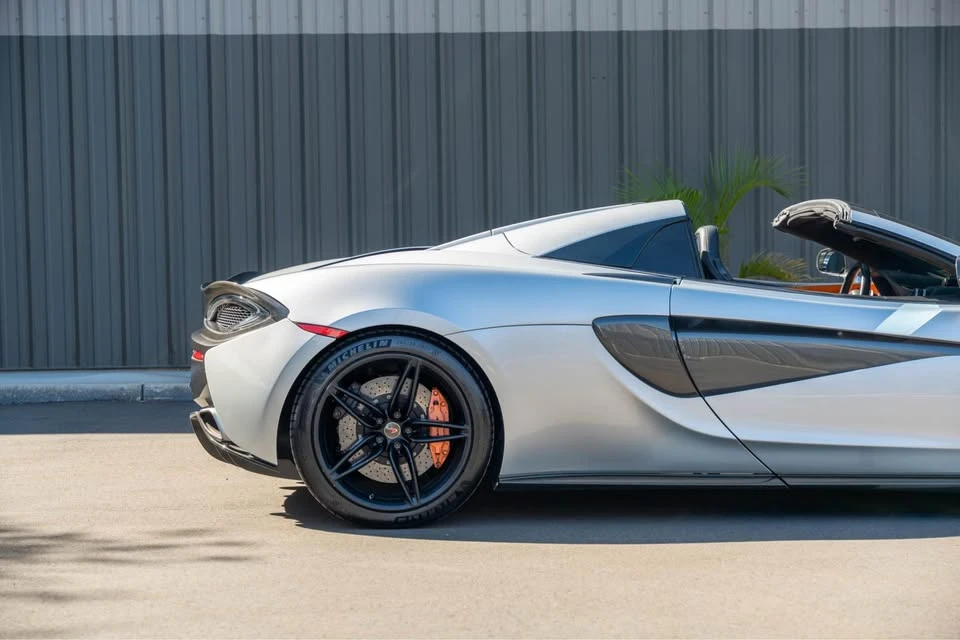 2018 McLaren 570S - Image 9 of 15