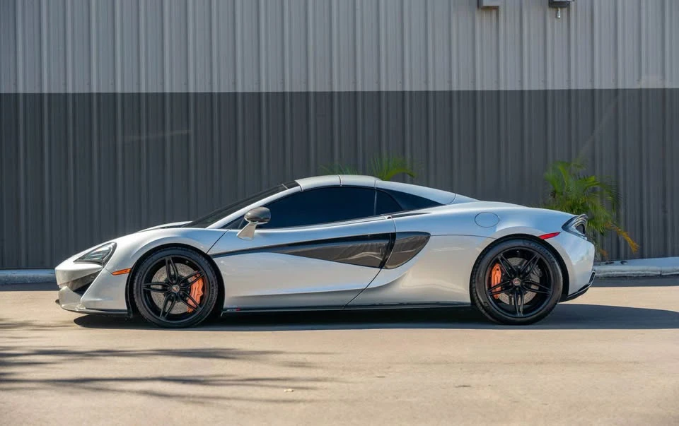 2018 McLaren 570S - Image 4 of 8
