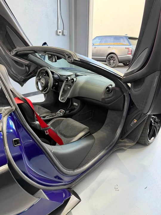 2018 McLaren 570S - Image 13 of 17