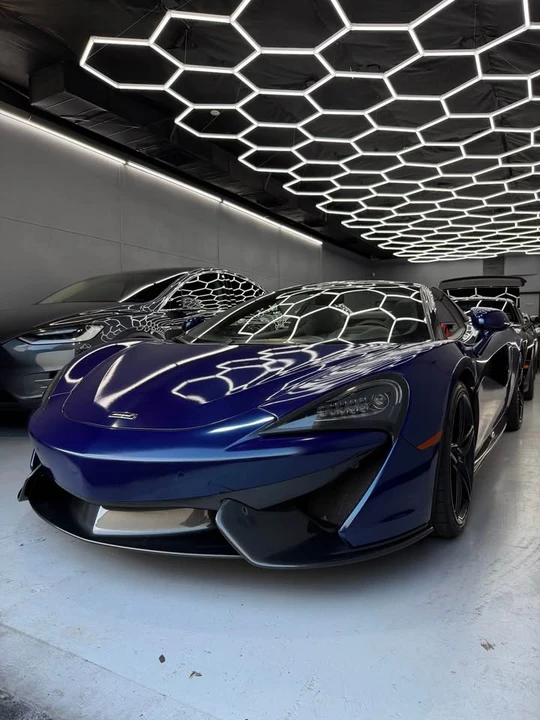 2018 McLaren 570S - Image 9 of 17