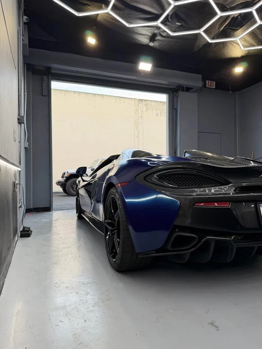 2018 McLaren 570S - Image 7 of 17