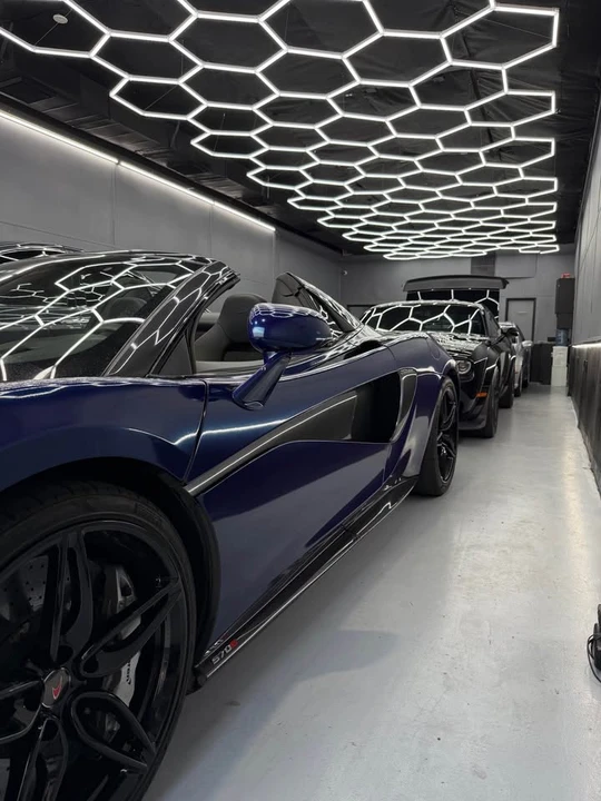 2018 McLaren 570S - Image 8 of 17