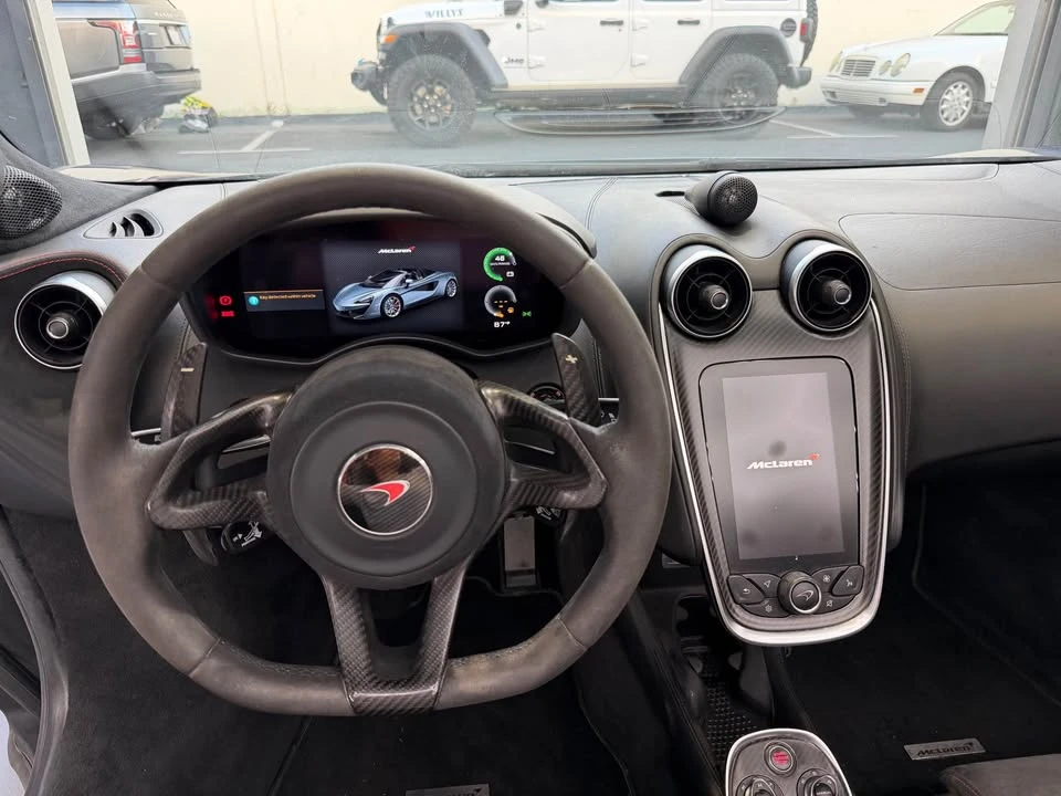 2018 McLaren 570S - Image 17 of 17