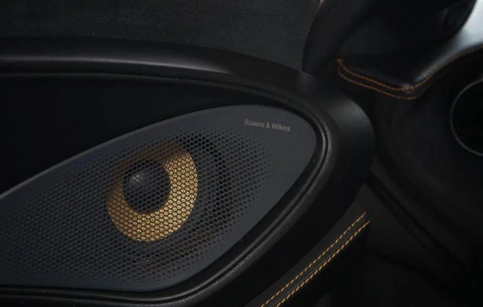 2018 McLaren 570S - Image 14 of 16