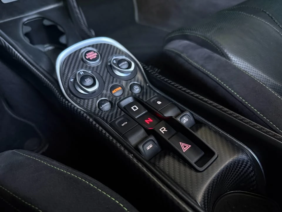 2018 McLaren 570S - Image 15 of 18