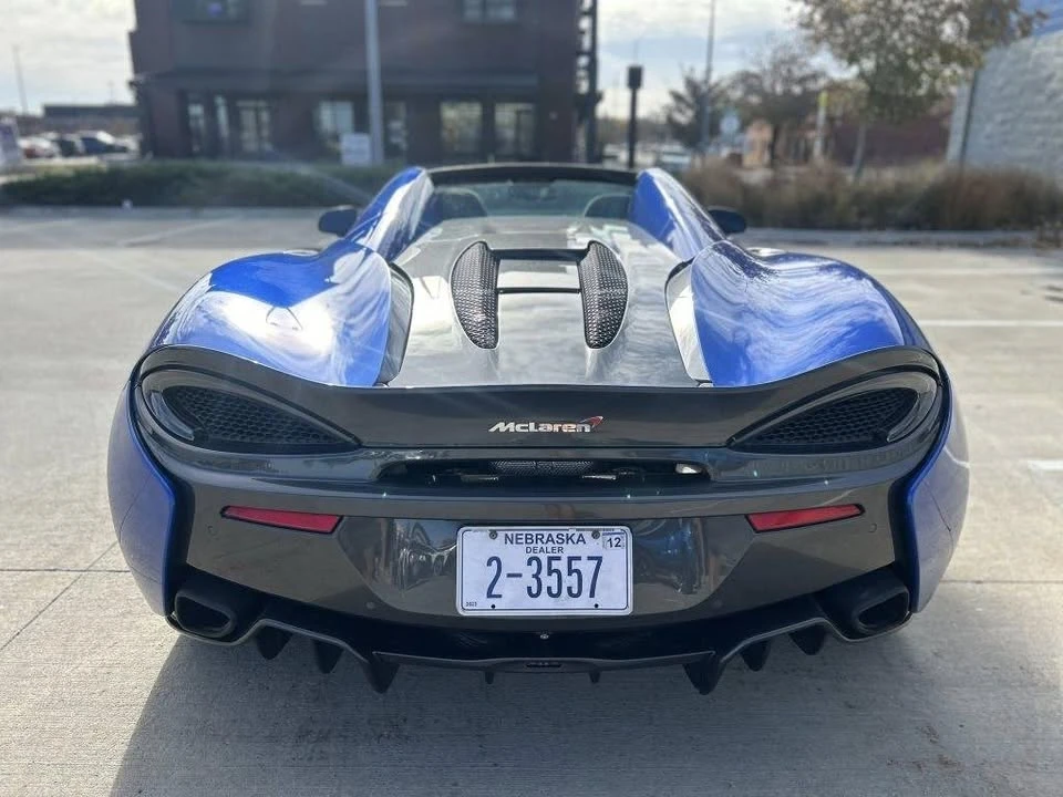 2018 McLaren 570S - Image 11 of 16